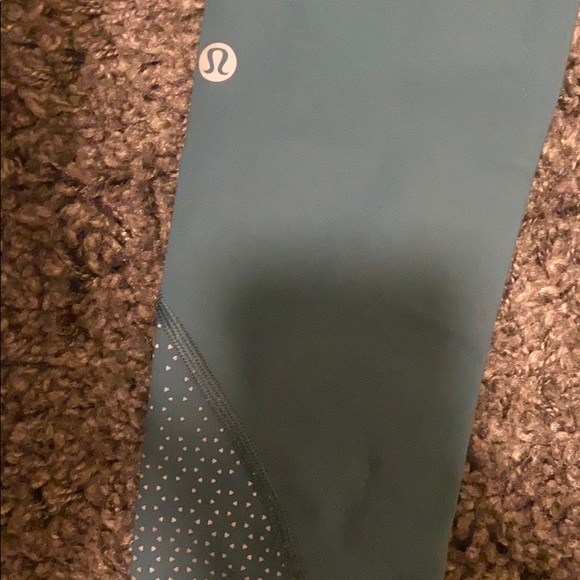 Lululemon blue leggings - Picture 3 of 3